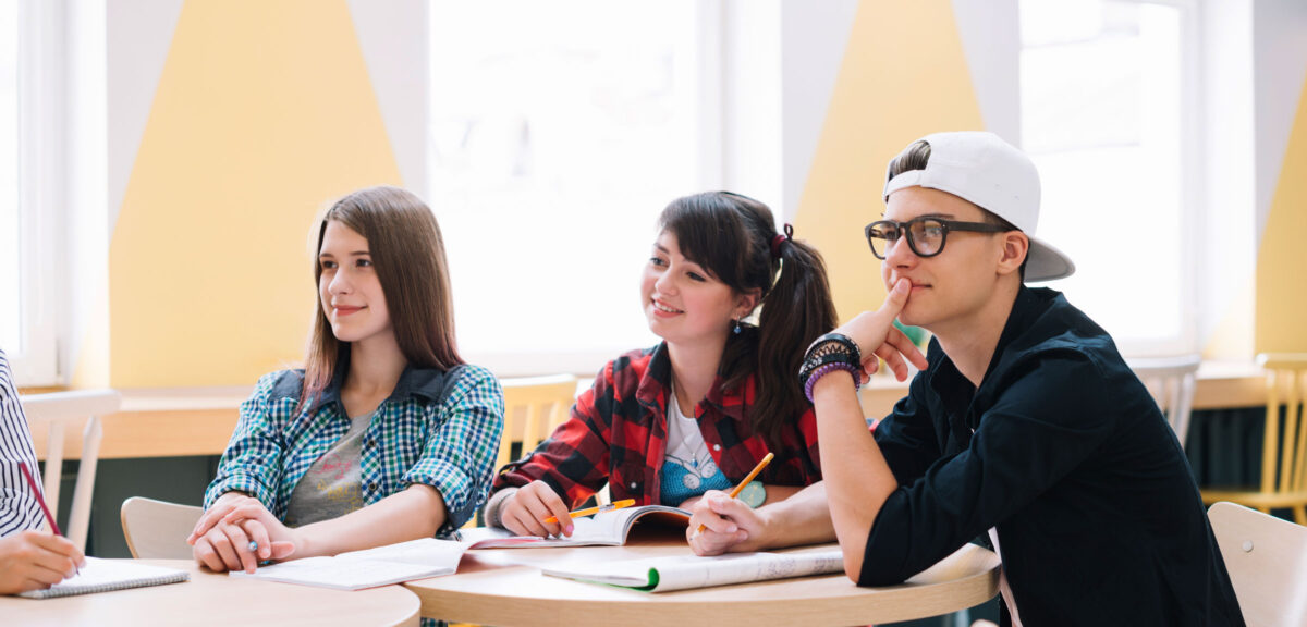 Cómo ayudar a tus hijos que les guste estudiar