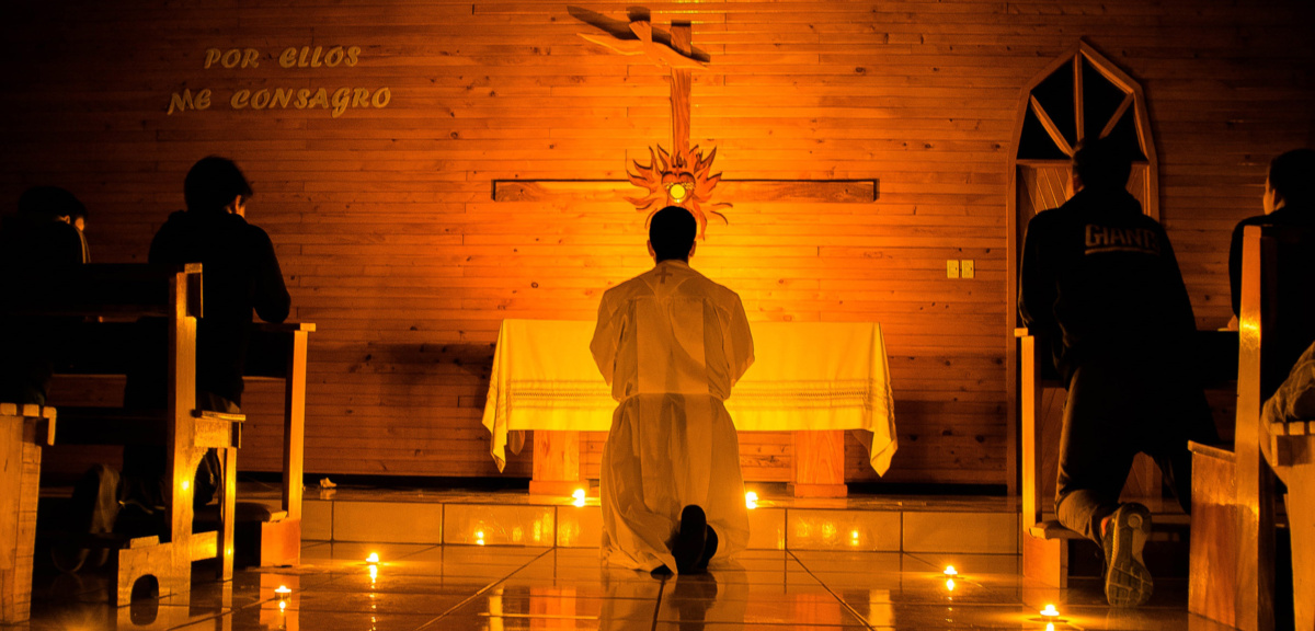 Es necesario creer en los sacerdotes