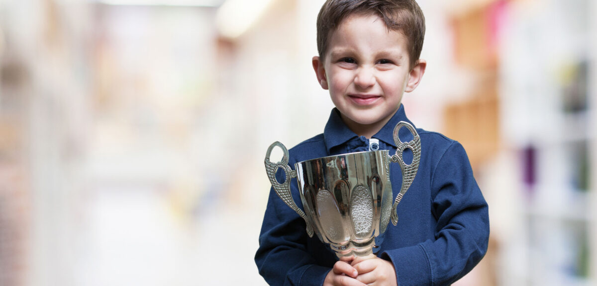 Criar niños amables en un mundo competitivo