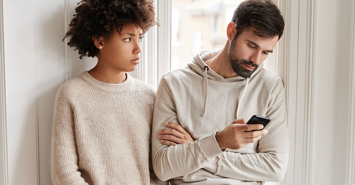 Soy infiel a mi pareja si flirteo con otra persona