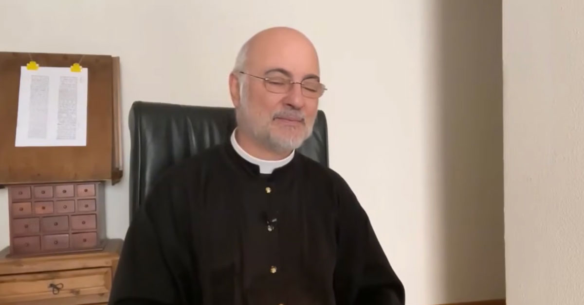 9 Secretos que Nunca Debes Contarle a Nadie | Padre Fortea