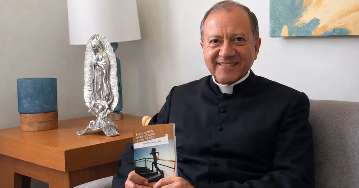 Padre José Martínez Colín