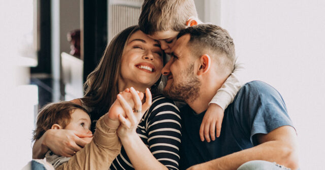 Si quieres cambiar el mundo, ve a casa y ama a tu familia